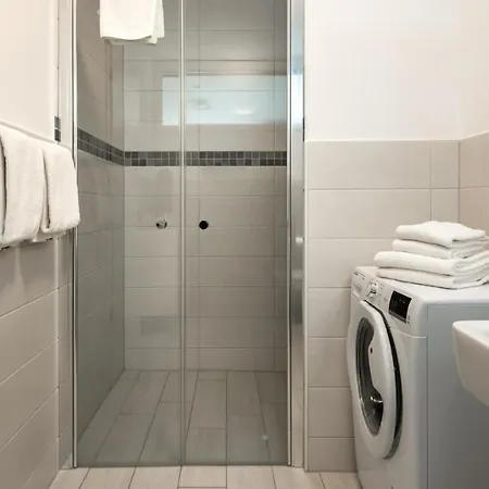 Feriendomizil Am Stoermthaler See, Lagovida, Leipziger Neuseenland, Grosspoesna, Privatstrand Apartment *