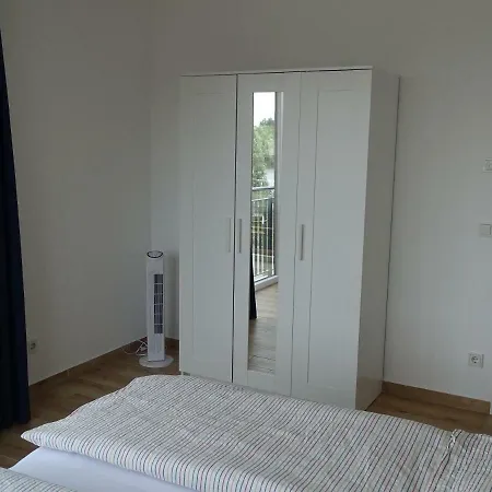 Apartment Feriendomizil Am Stoermthaler See, Lagovida, Leipziger Neuseenland, Grosspoesna, Privatstrand