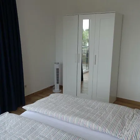 Feriendomizil Am Stoermthaler See, Lagovida, Leipziger Neuseenland, Grosspoesna, Privatstrand Апартаменты Гросспёзна