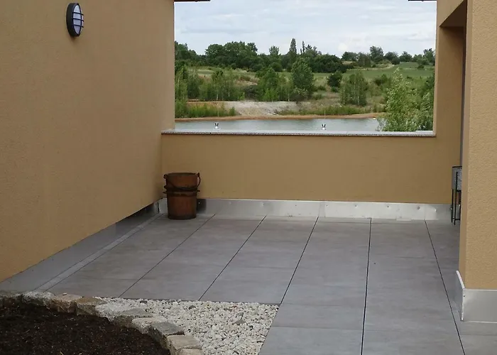 Appartement Feriendomizil Am Stoermthaler See, Lagovida, Leipziger Neuseenland, Grosspoesna, Privatstrand